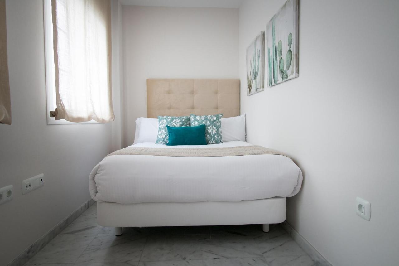 Holidays2Malaga Pena Parking & French Balcony & Smart Tv Екстер'єр фото