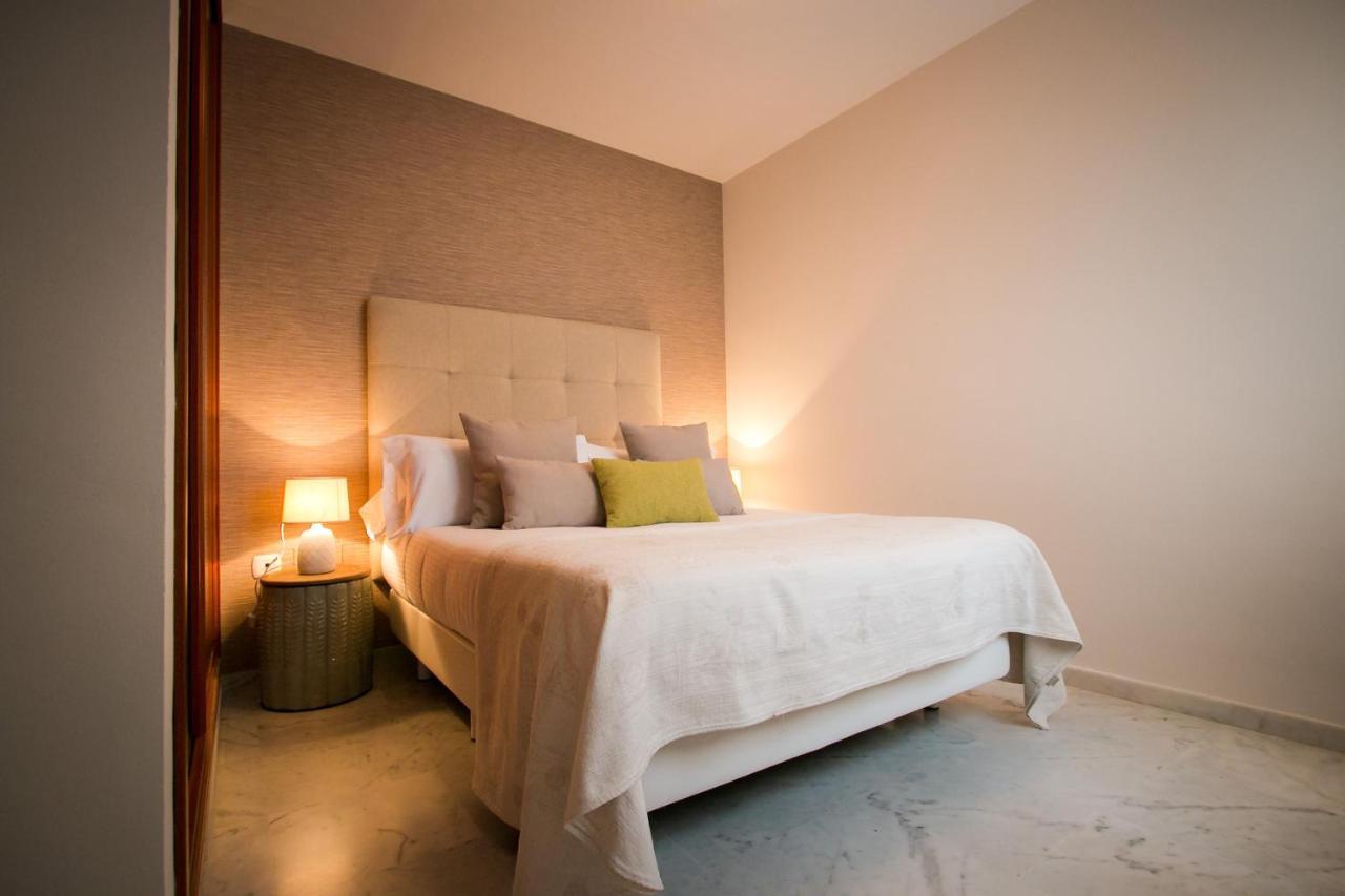 Holidays2Malaga Pena Parking & French Balcony & Smart Tv Екстер'єр фото